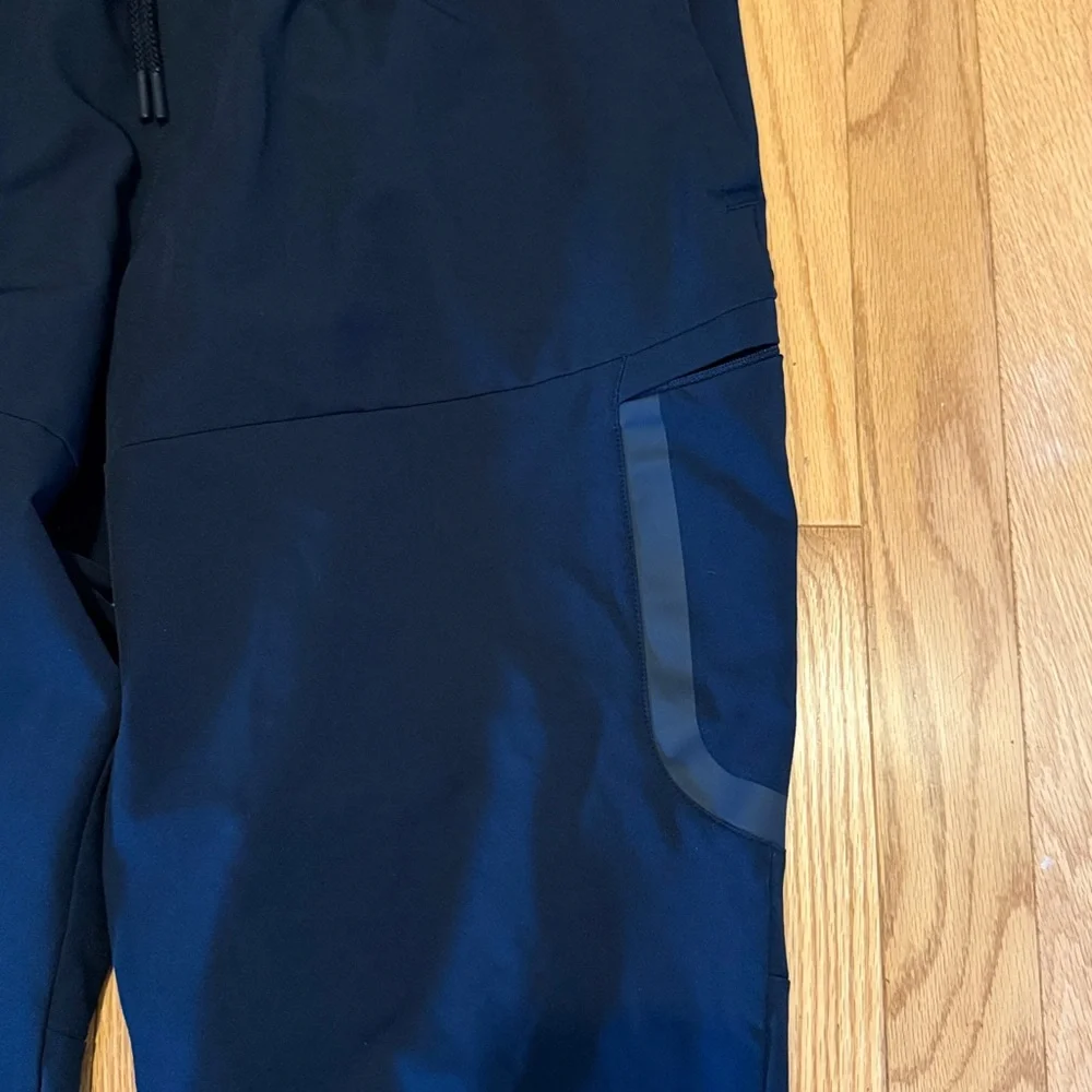 Under Armour fitted heat gear pants size XL only - Picture 3 of 9